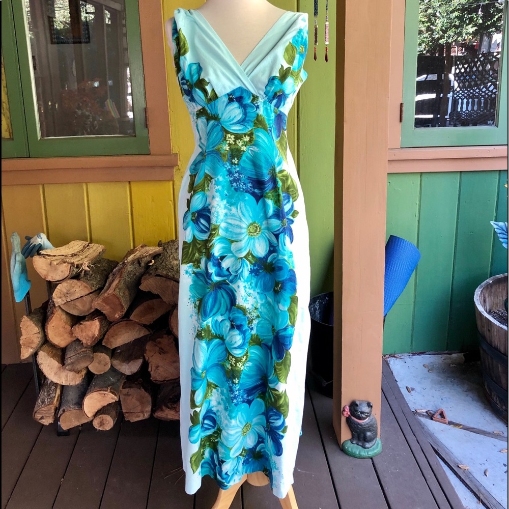 1960s Hawaiian Togs dress